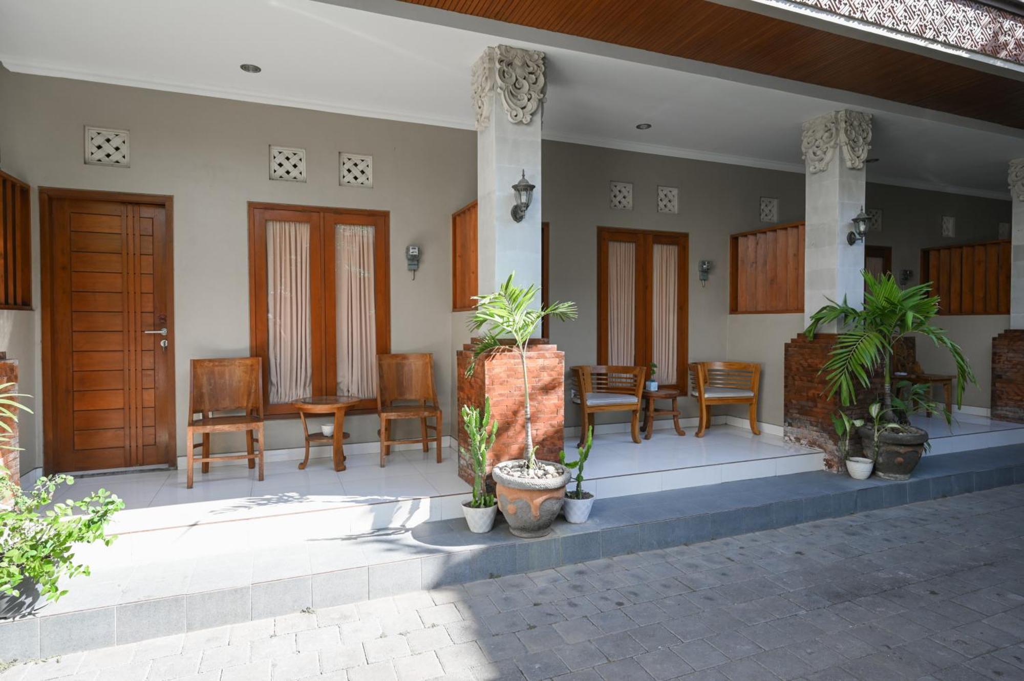 Reddoorz Near Mertasari Beach 2 Pesanggaran Esterno foto