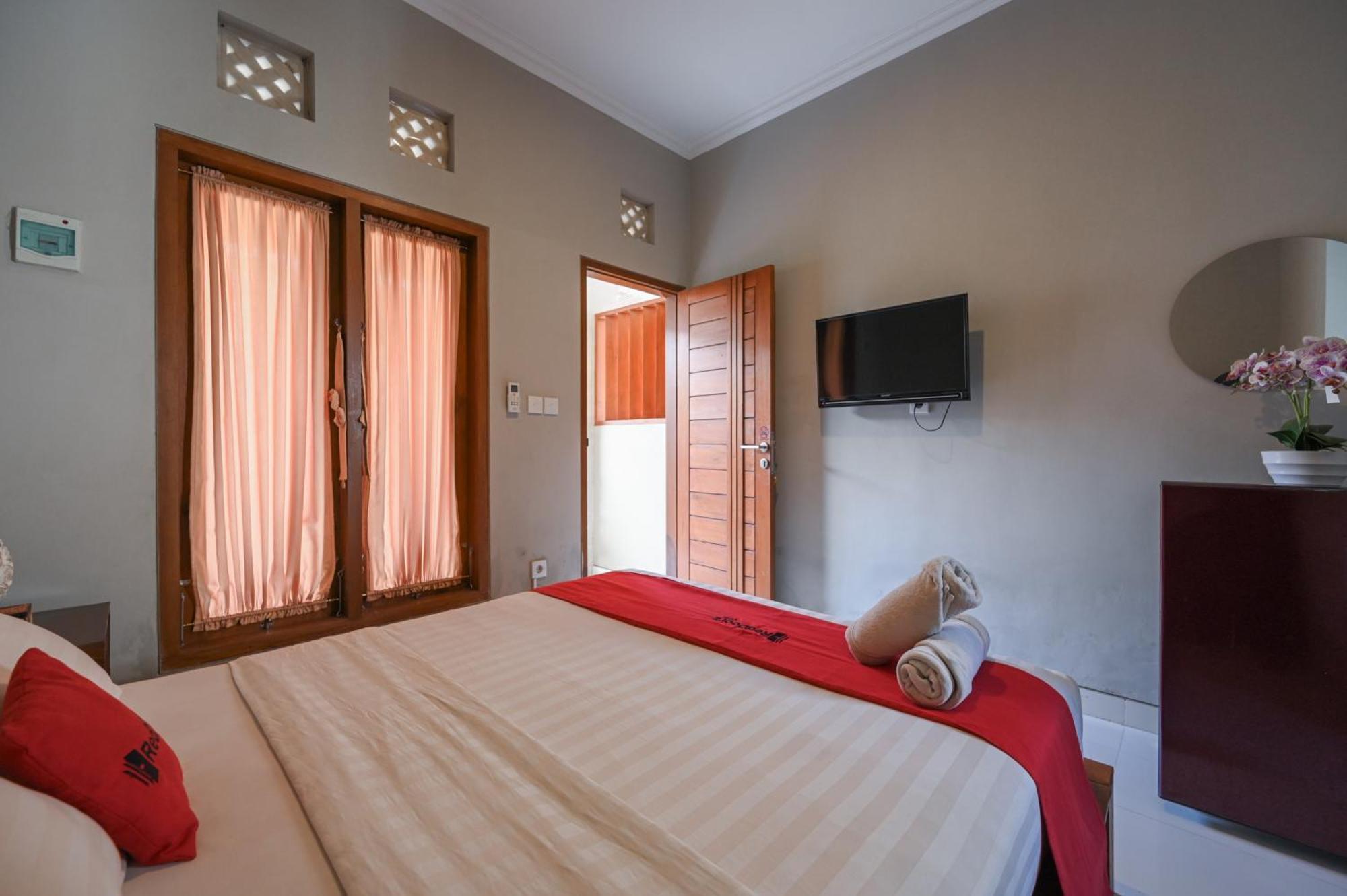 Reddoorz Near Mertasari Beach 2 Pesanggaran Esterno foto