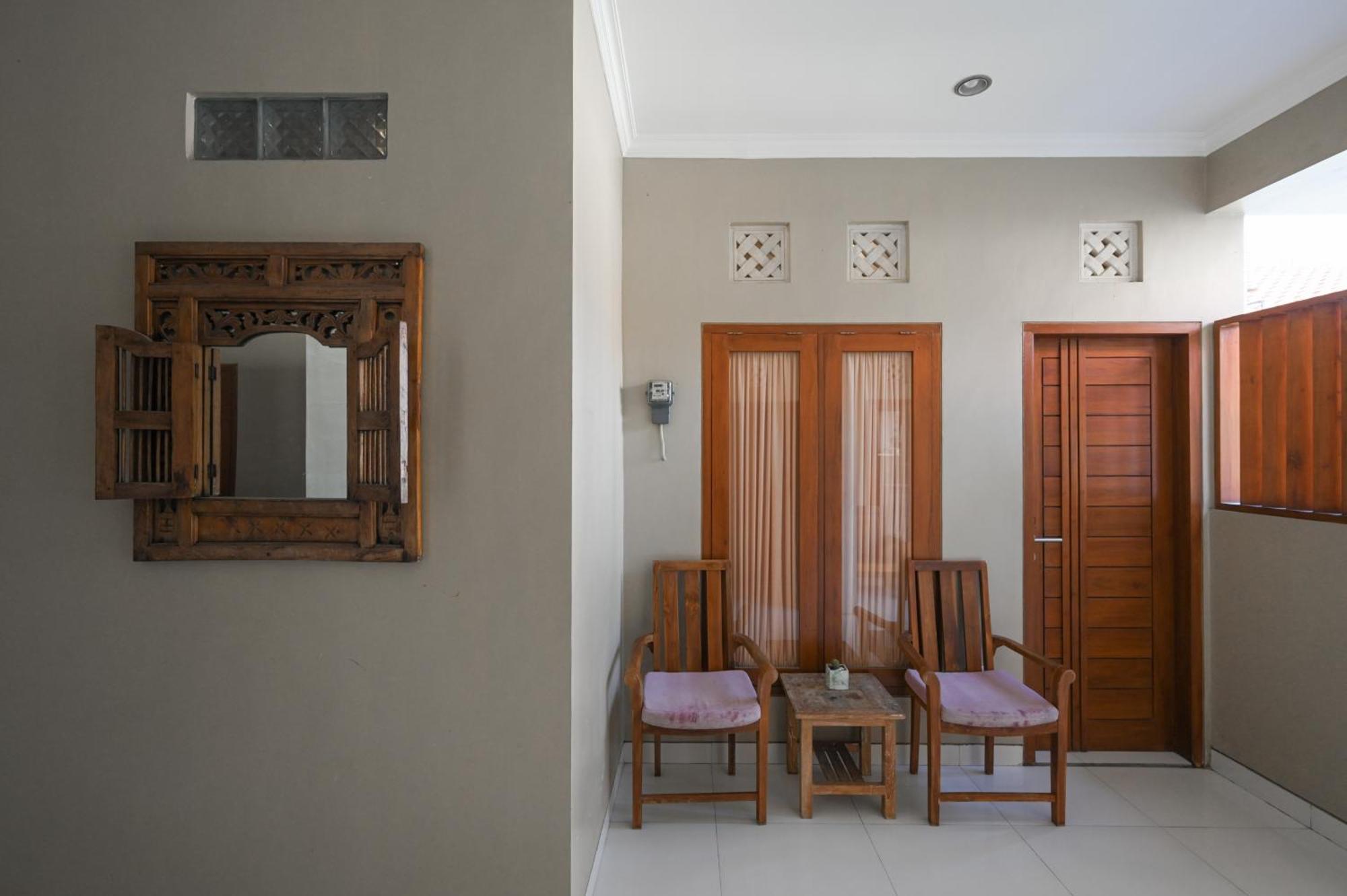 Reddoorz Near Mertasari Beach 2 Pesanggaran Esterno foto